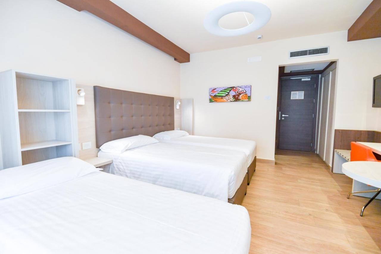 Bhotel Lagonegro Exteriör bild