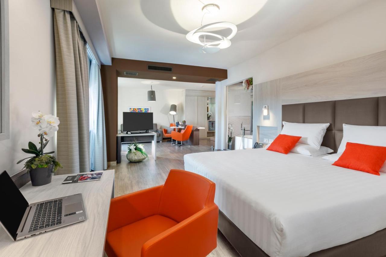 Bhotel Lagonegro Exteriör bild